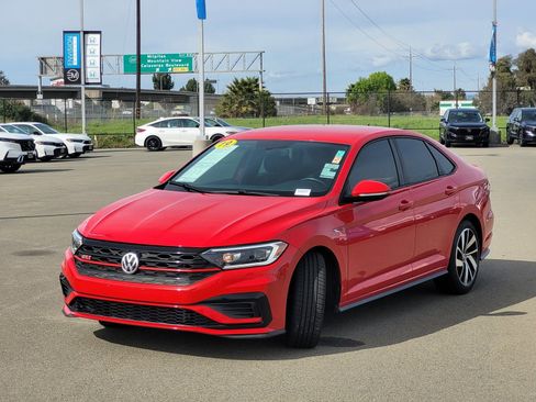 Used 2019 Volkswagen Jetta GLI FWD image 8