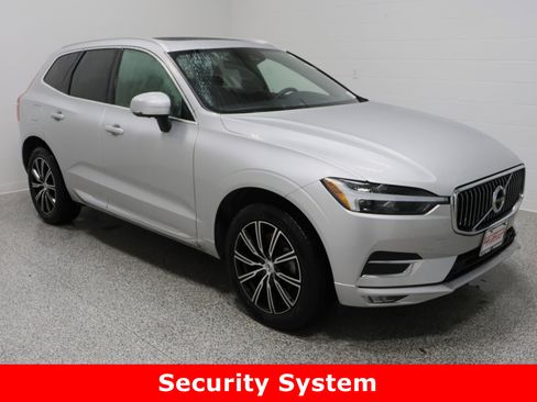 Used 2021 Volvo XC60 T5 Inscription w/ Advanced Package image 4