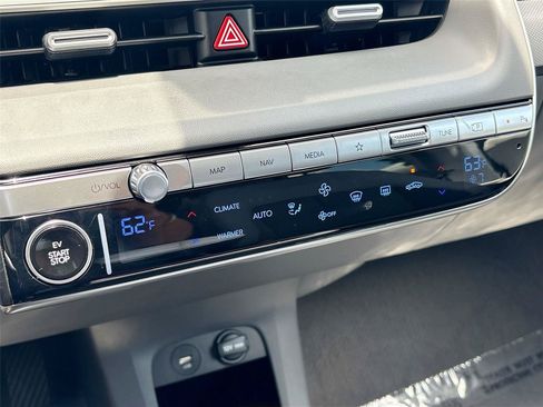 Used 2024 Hyundai Ioniq 5 SE RWD image 16