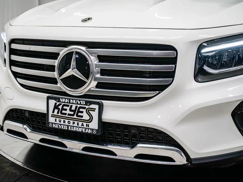 Used 2026 Mercedes-Benz GLB 250 image 8