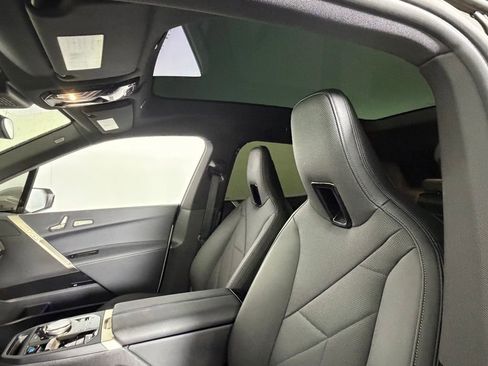 Used 2023 BMW iX xDrive50 w/ Sport Package image 24