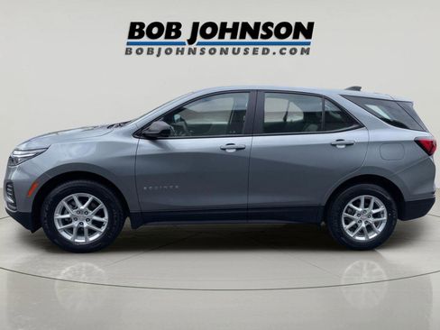 Used 2023 Chevrolet Equinox LS FWD image 6