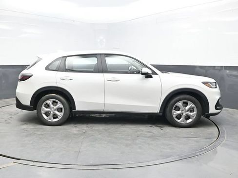 Used 2024 Honda HR-V LX image 8