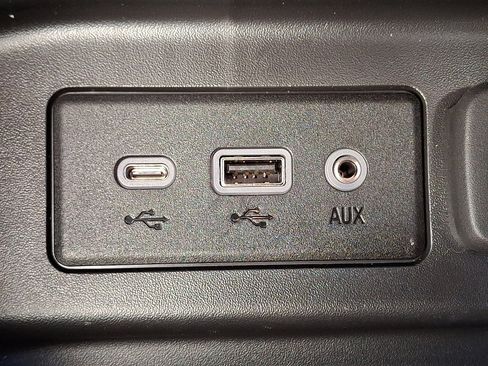 Certified 2024 Chevrolet Equinox LS image 23