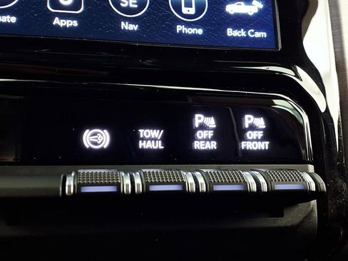 Used 2021 RAM 2500 Limited AWD/4WD image 23