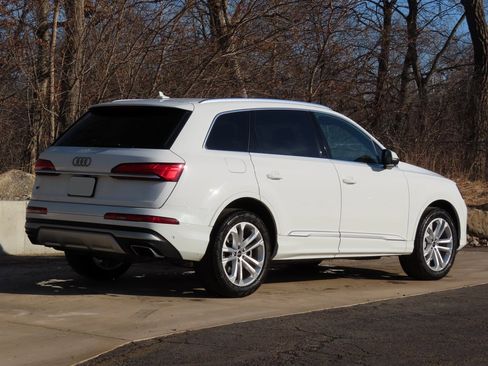 Used 2025 Audi Q7 3.0T Premium Plus image 3