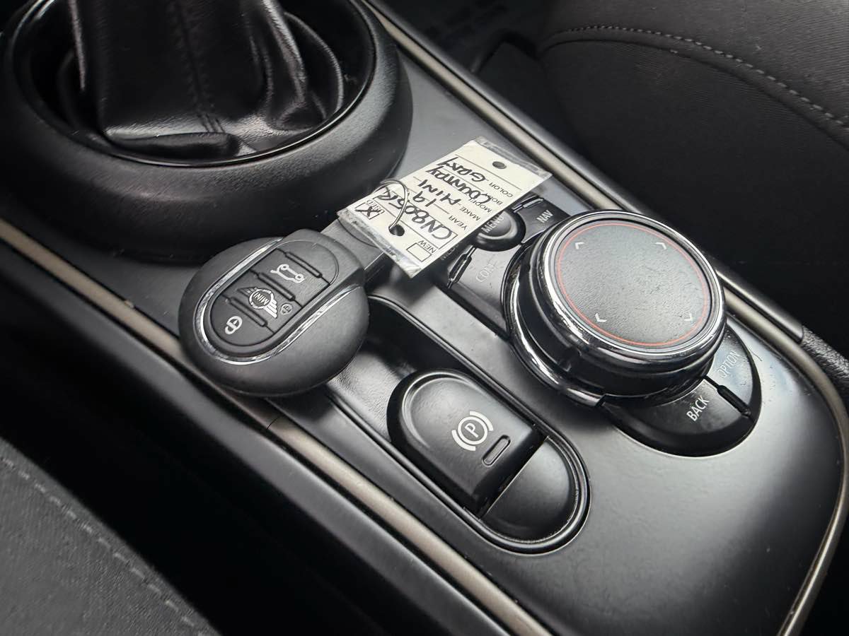 Used 2019 MINI Cooper Countryman SE AWD/4WD image 16