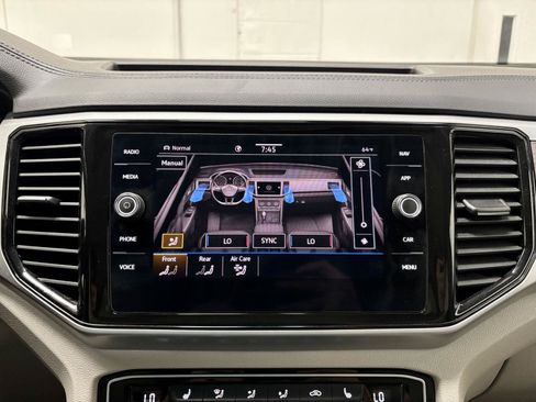 Used 2021 Volkswagen Atlas SEL AWD/4WD image 39