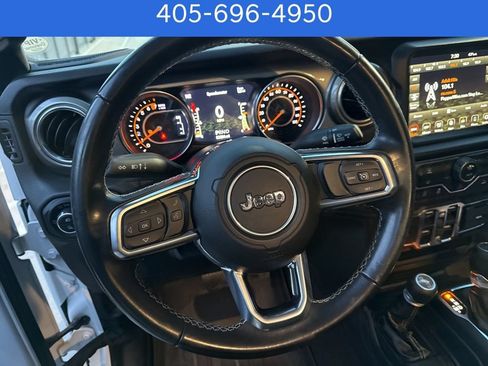 Used 2020 Jeep Gladiator Overland AWD/4WD image 22