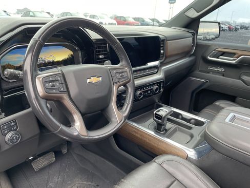 Certified 2022 Chevrolet Silverado 1500 High Country w/ High Country Premium Package image 9