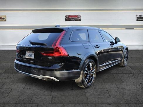 Used 2018 Volvo V90 T5 Cross Country w/ Convenience Package AWD/4WD image 7