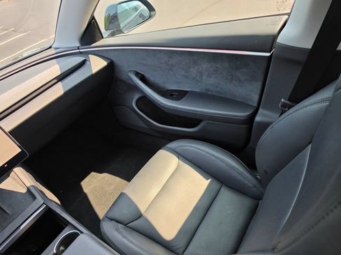 Used 2024 Tesla Model 3 Long Range AWD/4WD image 32