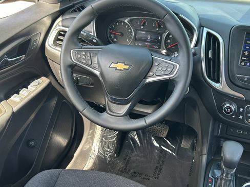 Certified 2024 Chevrolet Equinox LT AWD/4WD image 17