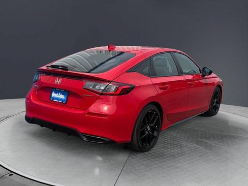 Used 2023 Honda Civic Sport image 5