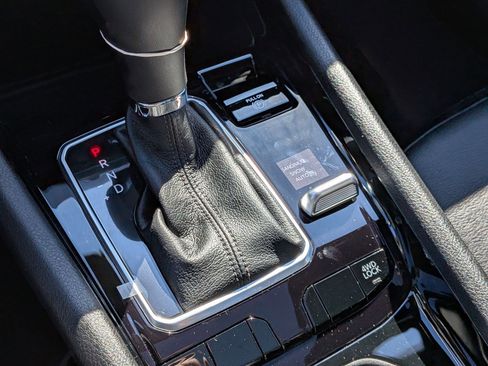 New 2026 Jeep Compass Latitude w/ Sun and Sound Group image 23