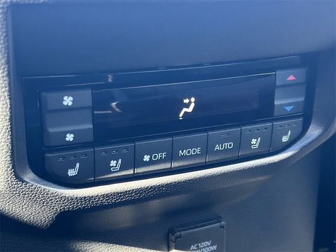 Used 2024 Toyota Sequoia Capstone image 27