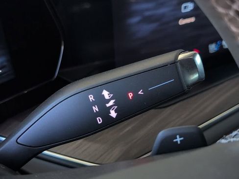 New 2025 Chevrolet Tahoe Premier w/ Sun And Tow Package image 25