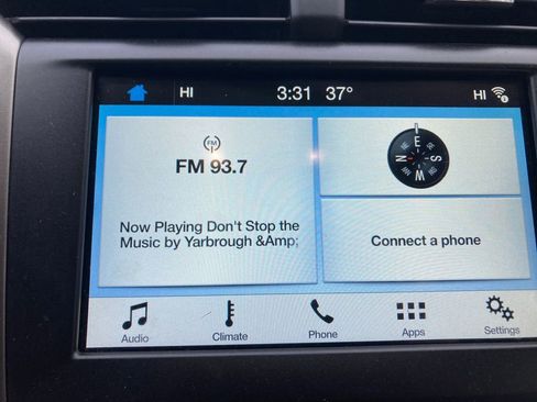 Used 2017 Ford Fusion SE w/ Fusion SE Technology Package image 23