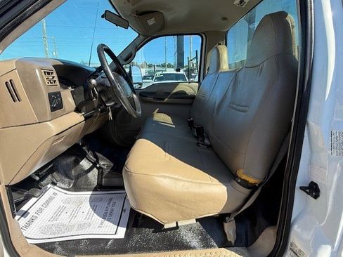 Used 2001 Ford F450 XL image 16