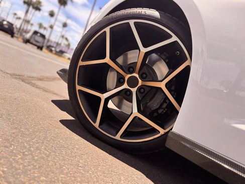 Used 2019 Chevrolet Camaro SS RWD image 5