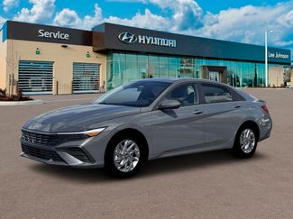 New 2026 Hyundai Elantra Hybrid FWD video 2