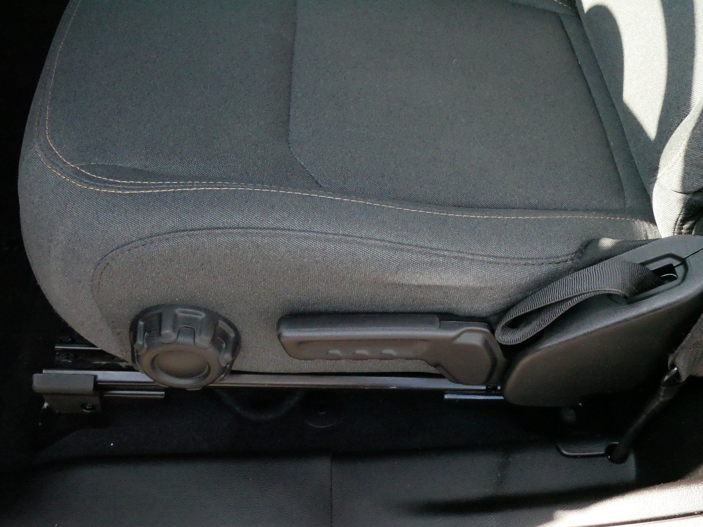 Used 2024 Jeep Wrangler Sport AWD/4WD image 20