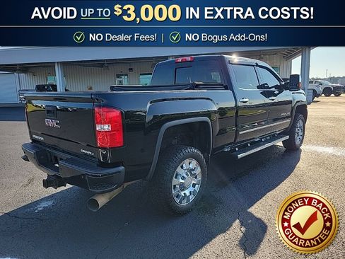 Used 2019 GMC Sierra 2500 Denali w/ Duramax Plus Package AWD/4WD image 10