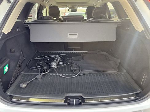 Used 2025 Volvo XC60 T8 Ultra w/ Protection Package Premier image 12