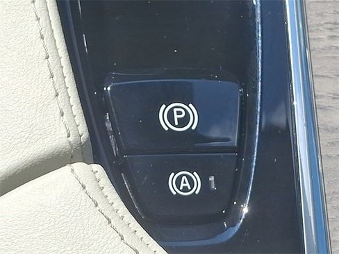 Used 2022 Volvo XC90 T6 Inscription w/ Advanced Package image 24