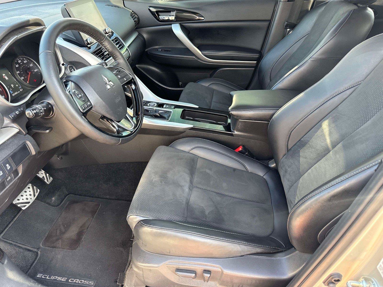 Used 2024 Mitsubishi Eclipse Cross AWD image 13