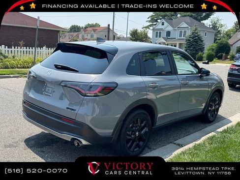 Used 2023 Honda HR-V Sport image 4