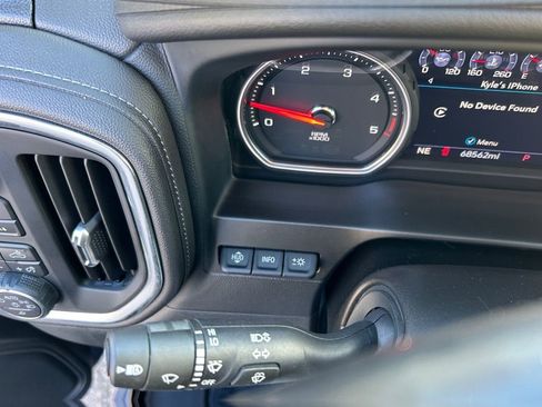 Used 2022 Chevrolet Silverado 3500 High Country w/ Technology Package AWD/4WD image 36