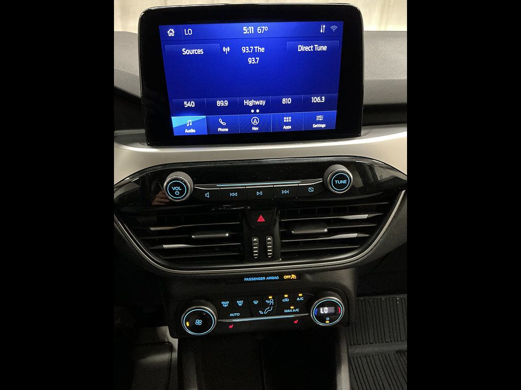 Used 2020 Ford Escape SE FWD image 17
