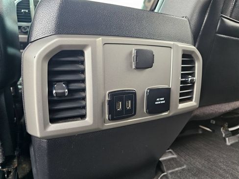 Used 2018 Ford F250 Lariat w/ Lariat Ultimate Package AWD/4WD image 38