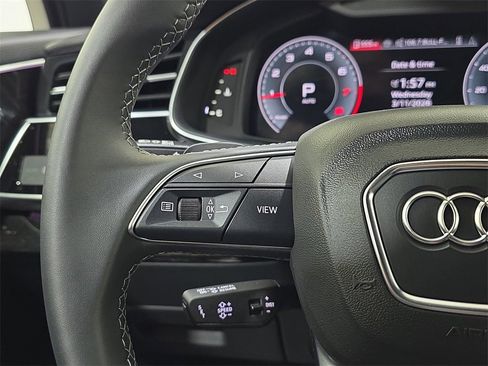 Certified 2025 Audi Q7 2.0T Premium w/ Convenience Plus Package image 17