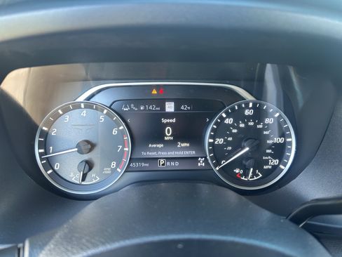 Used 2021 Nissan Titan SV w/ SV Convenience Package image 16