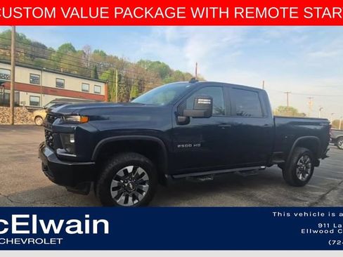 Used 2022 Chevrolet Silverado 2500 Custom w/ Custom Value Package AWD/4WD image 5