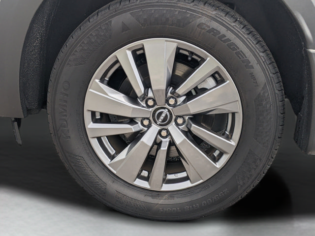 Used 2025 Nissan Pathfinder SV w/ SV Premium Package FWD image 19