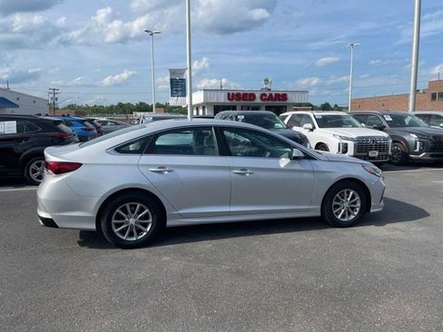 Used 2018 Hyundai Sonata SE FWD image 3
