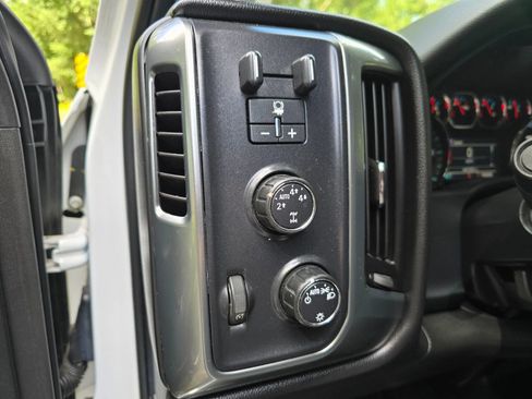 Used 2016 Chevrolet Silverado 1500 LT w/ Trailering Package AWD/4WD image 24