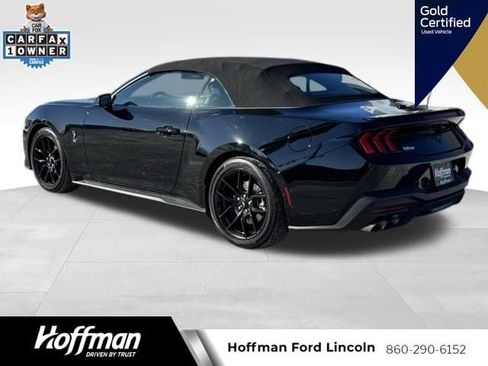 Used 2025 Ford Mustang Premium image 5