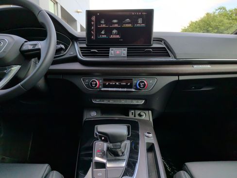 Certified 2023 Audi Q5 2.0T Premium w/ Convenience Package AWD/4WD image 30