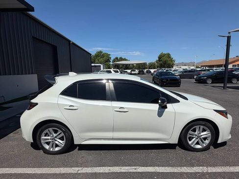 Used 2020 Toyota Corolla SE FWD image 12