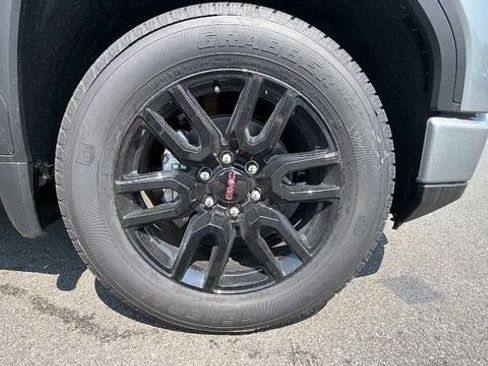 New 2026 GMC Sierra 1500 Elevation AWD/4WD image 9