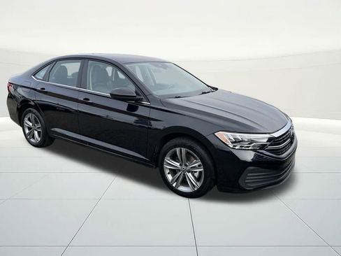 Used 2024 Volkswagen Jetta SE image 7