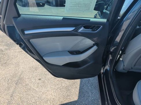 Used 2018 Audi A3 2.0T Premium image 20