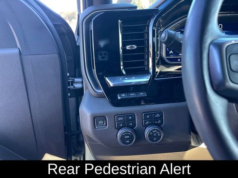 Used 2023 Chevrolet Silverado 1500 LTZ image 15