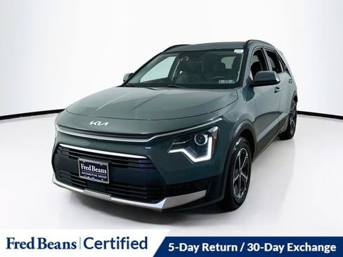 Used 2023 Kia Niro EX FWD image 3