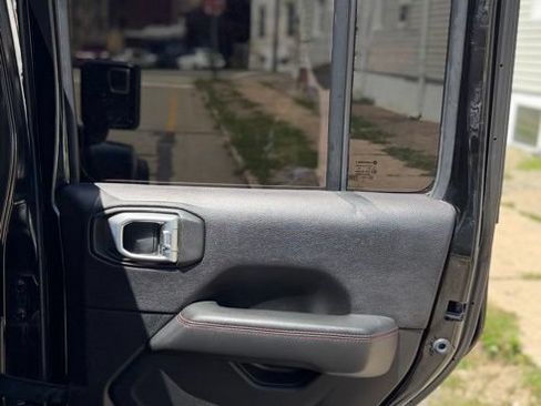 Used 2019 Jeep Wrangler Unlimited Rubicon AWD/4WD image 19