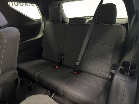 Used 2024 Chevrolet Traverse LT w/ Trailering Package image 28